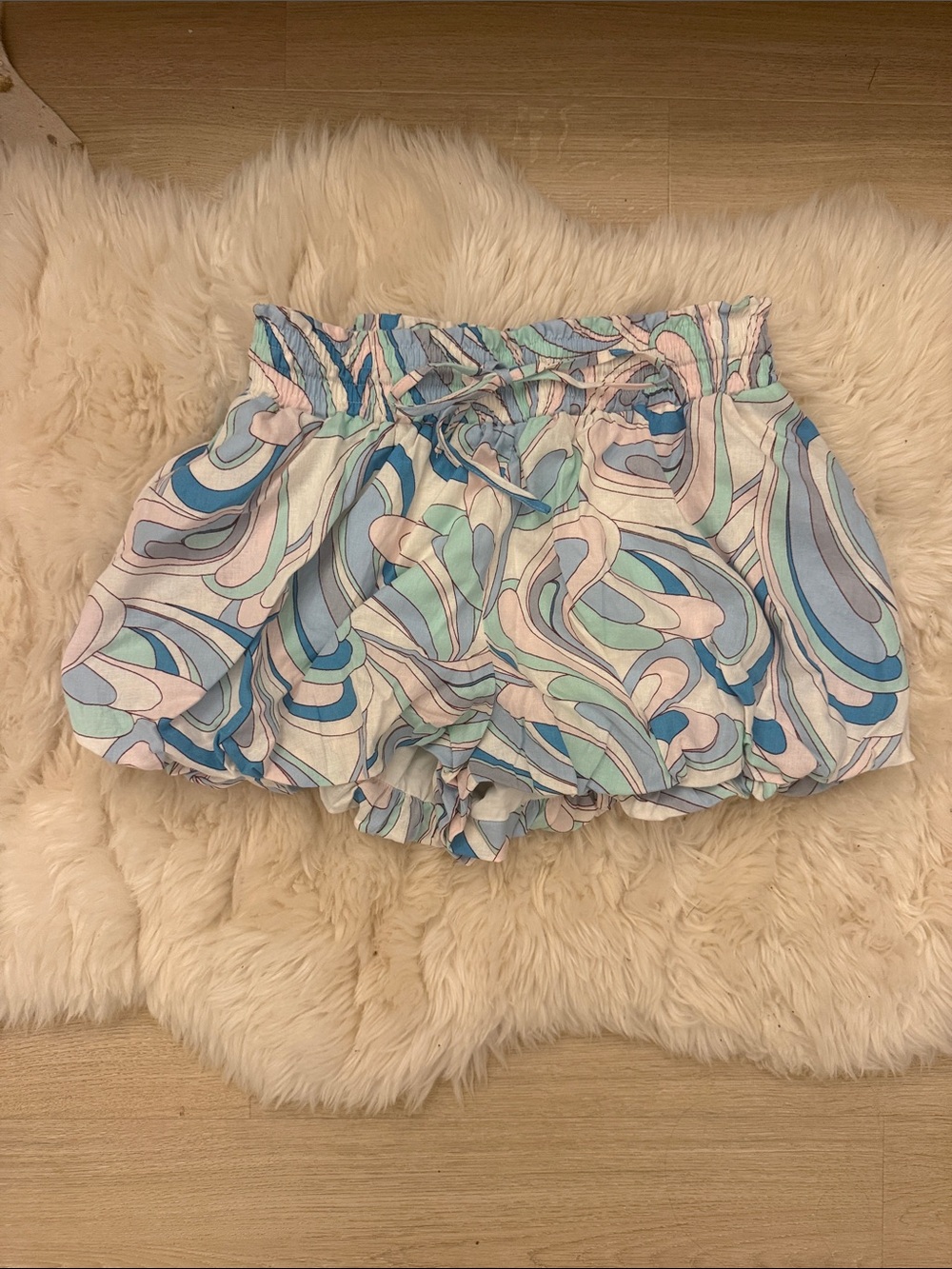 Celandine by Anthropologie bubble shorts size medium NEW without tag